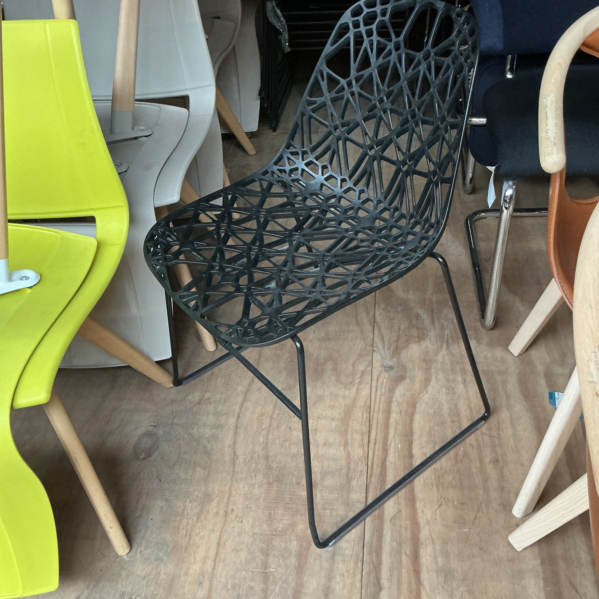 Crassevig Stapelstoel | Zwart