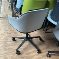 Vitra Softshell Vergaderstoel | Verrijdbaar | Grijs