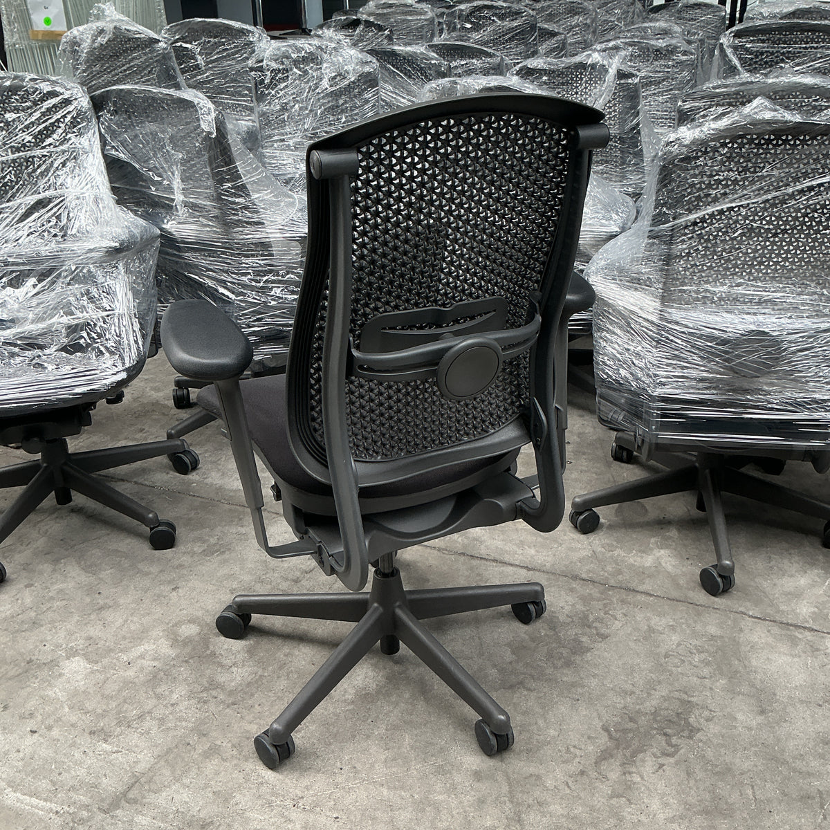 Herman Miller Celle Bureastoel | Zwart / Graphite