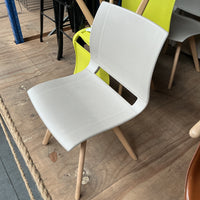 Kush&Co Vergaderstoel | Grijs / Hout