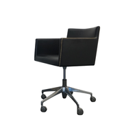 Arper Masai Design Stoel | Zwart Leer | Verrijdbaar