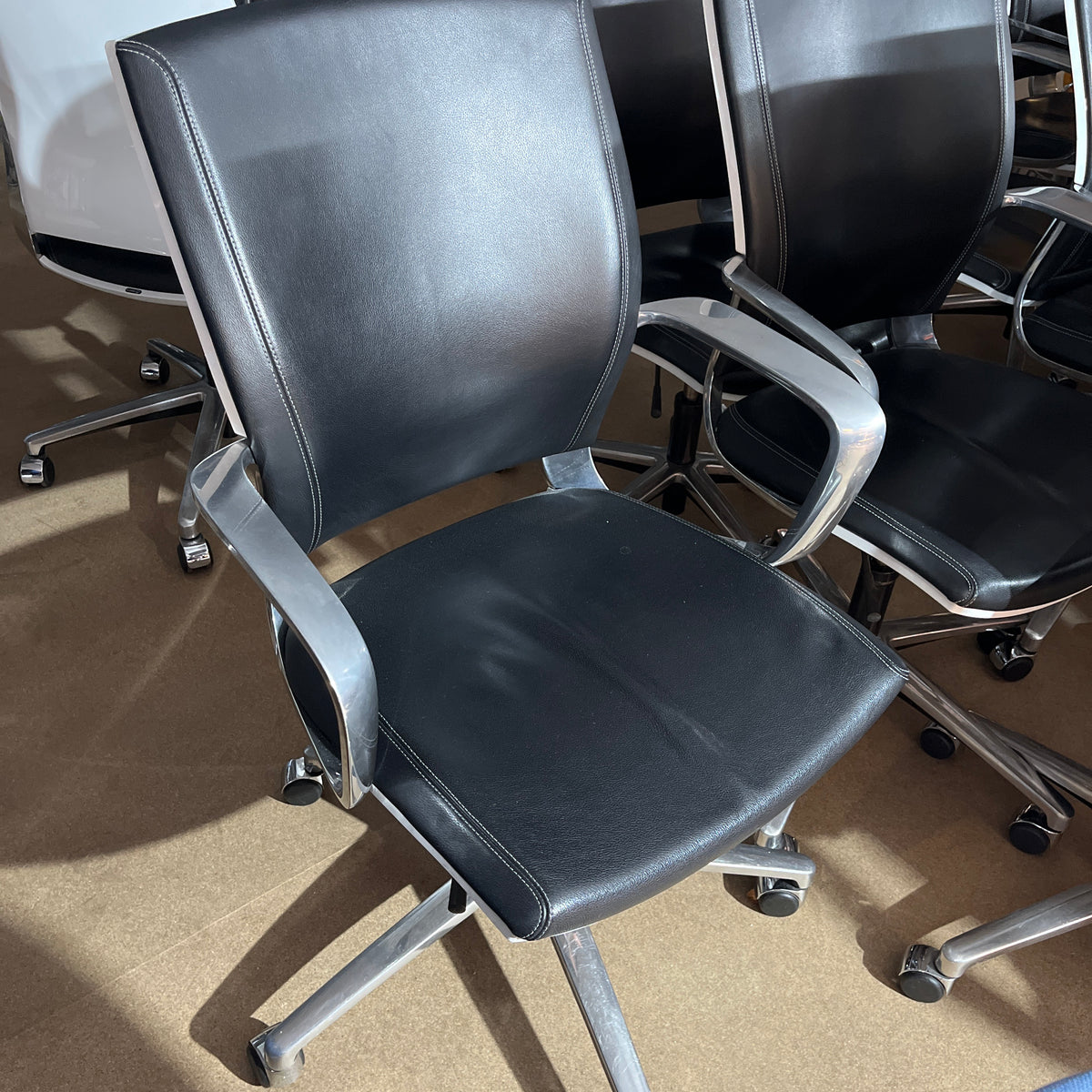 Klöber vergaderstoelen | zwart/wit | leer