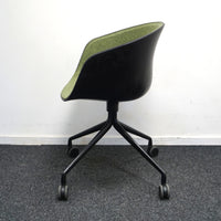 HAY About a Chair AAC24 Design Stoel | Groen / Zwart