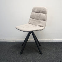 Viccarbe Maarten Soft Upholstery Design Stoel | Beige