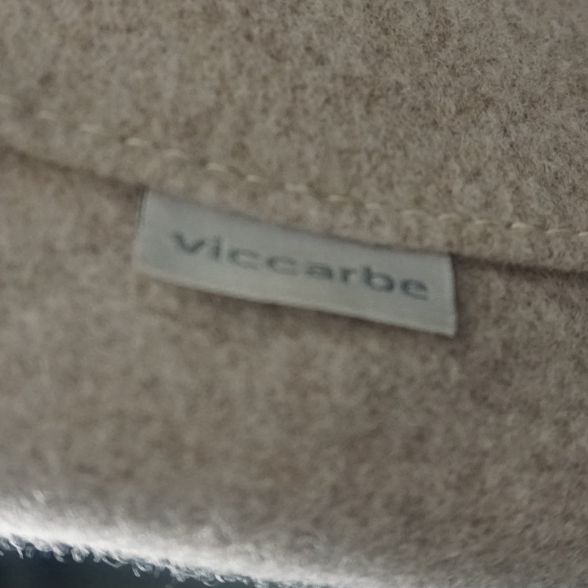 Viccarbe Maarten Soft Upholstery Design Stoel | Beige