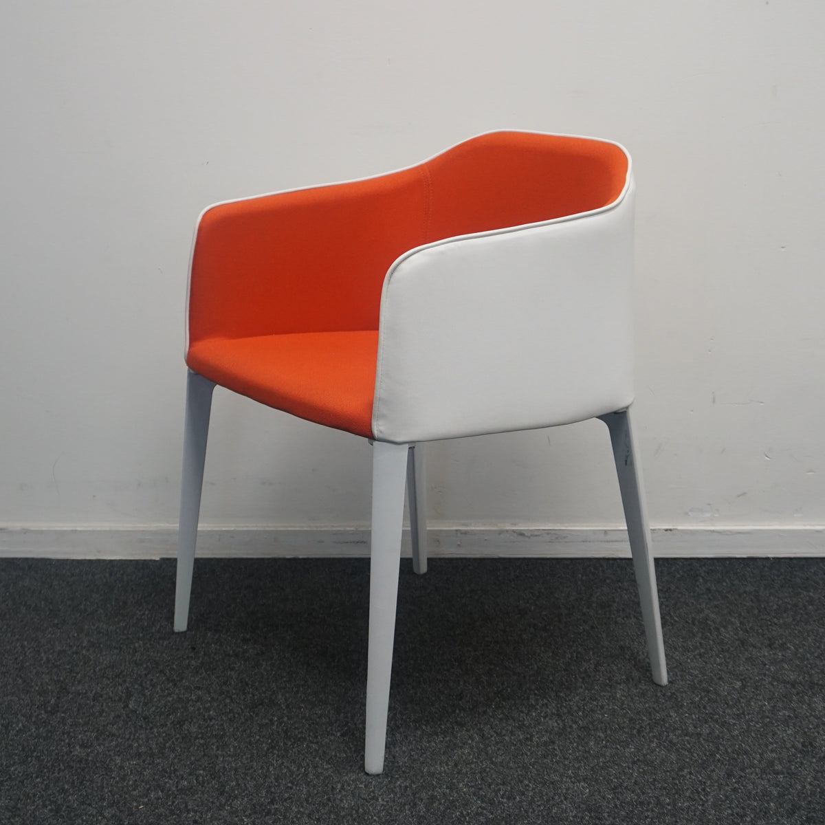 Pedrali Laja 885 Design Stoel | Wit / Oranje