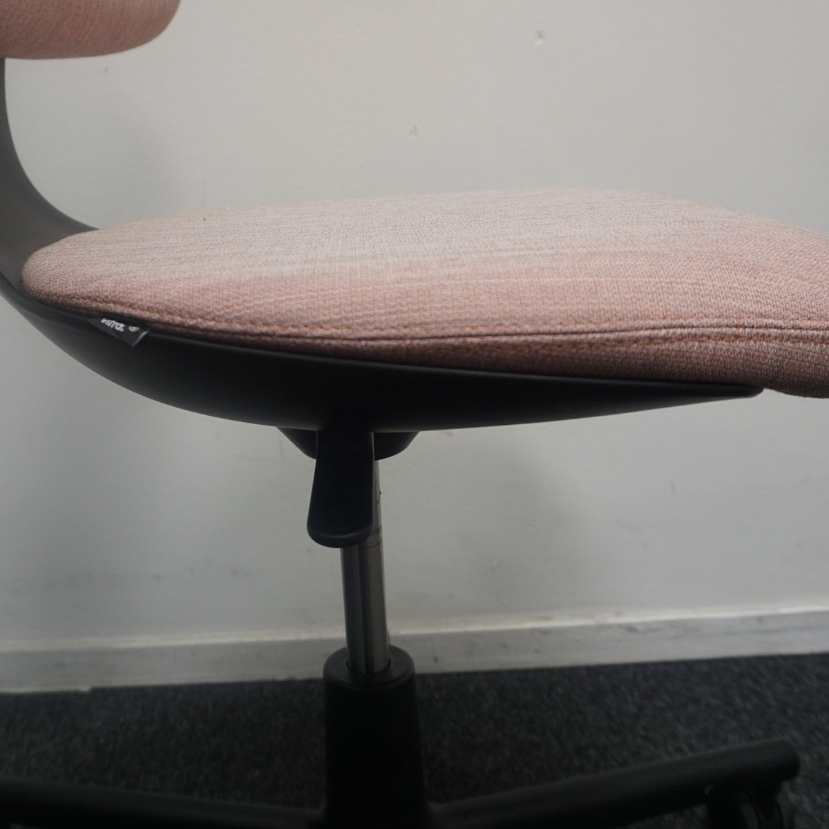 Vitra Rookie Bureaustoel | Zachtroze