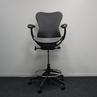 Herman Miller Mirra 2 Baliestoel | Grafit | Stof | Mesh