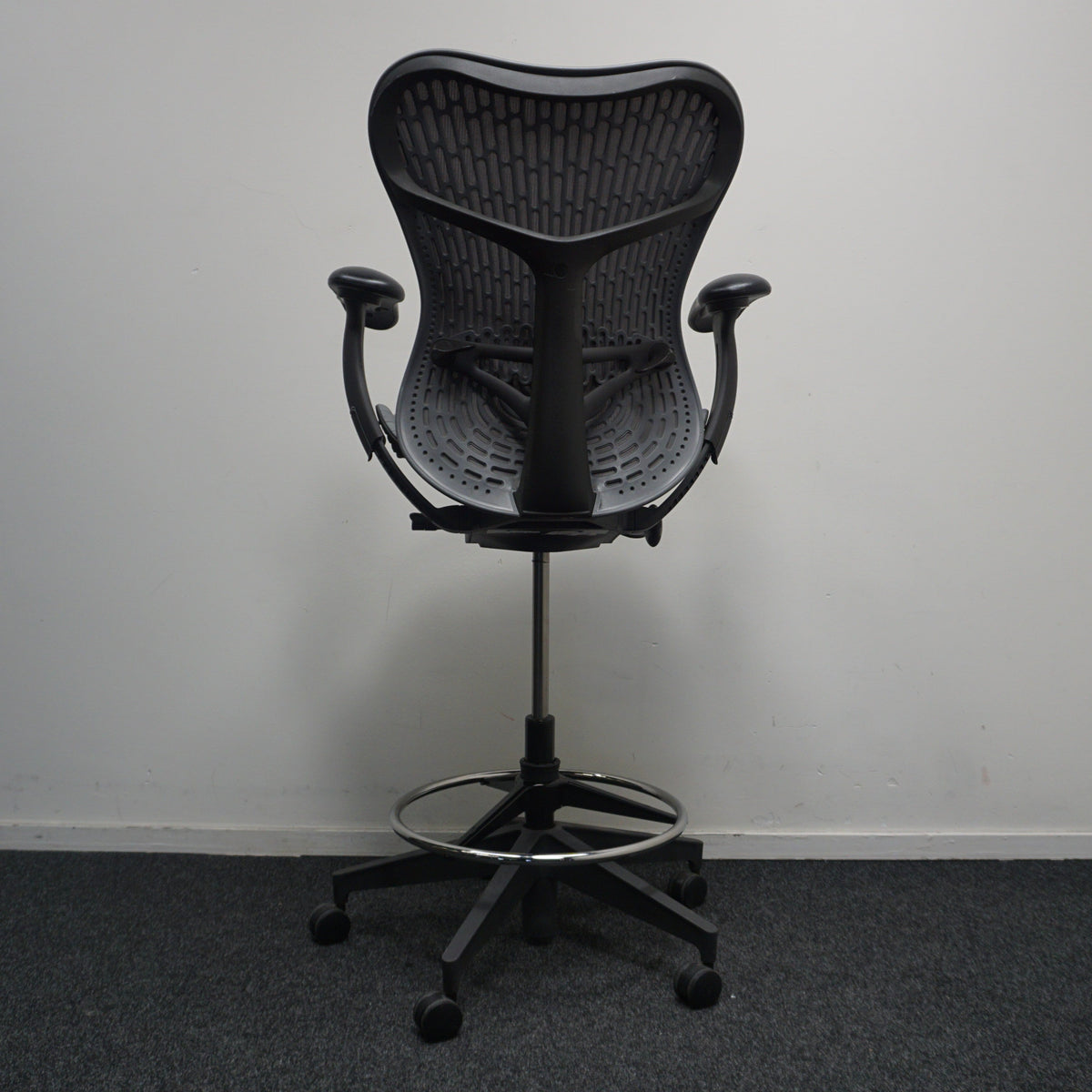 Herman Miller Mirra 2 Baliestoel | Grafit | Stof | Mesh