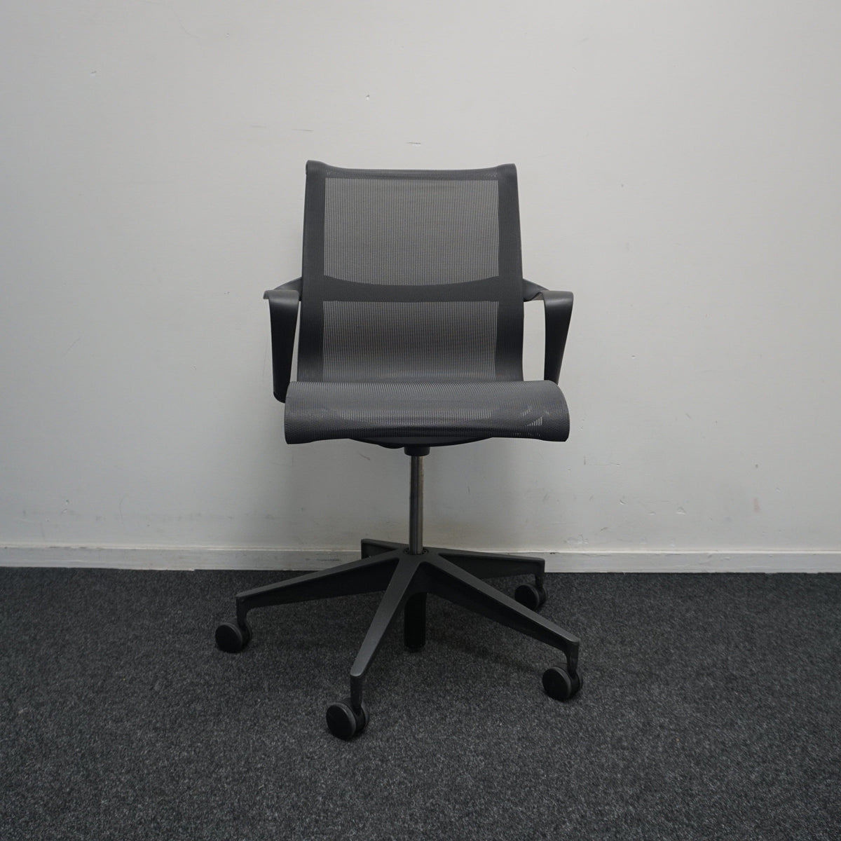 Herman Miller Setu Vergaderstoel | Bureaustoel | Antraciet
