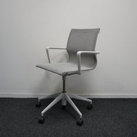 Vitra Physix Vergaderstoel | Bureaustoel | Licht Grijs