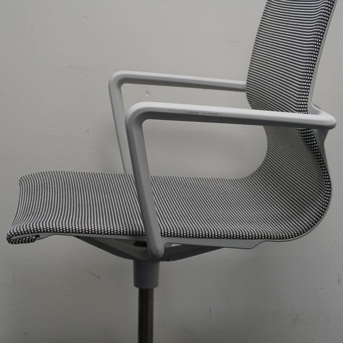Vitra Physix Vergaderstoel | Bureaustoel | Licht Grijs