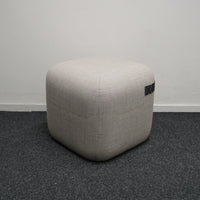 Viccarbe Season Poef | Design kruk | Licht grijs