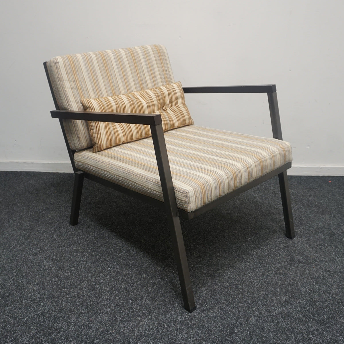 Satelliet 25.25 LAC Fauteuil | Design stoel Bruin Gestreept