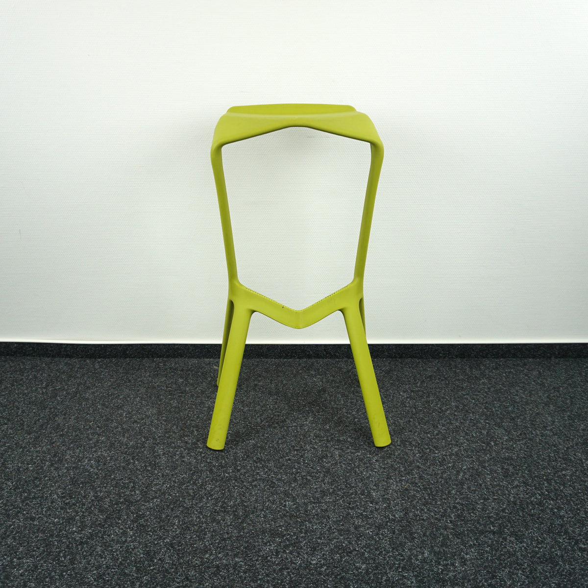 Plank Miura Design Barkruk | Groen | Zithoogte 78 cm