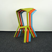 Plank Miura Design Barkruk | Groen | Zithoogte 78 cm