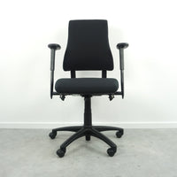BMA Axia Bureaustoel | Refurbished | Nieuw Gestoffeerd | Zwart