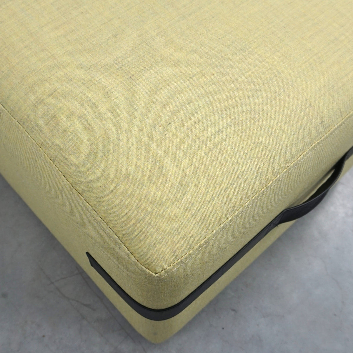 Design Poef | Hocker | Geel