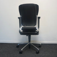 Ahrend 230 Bureaustoel | Hoge Rug | Nieuw Gestoffeerd | Zwart / Chroom