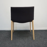 Arper Catifa 53 Design Stoel | Bruin | Gestoffeerd