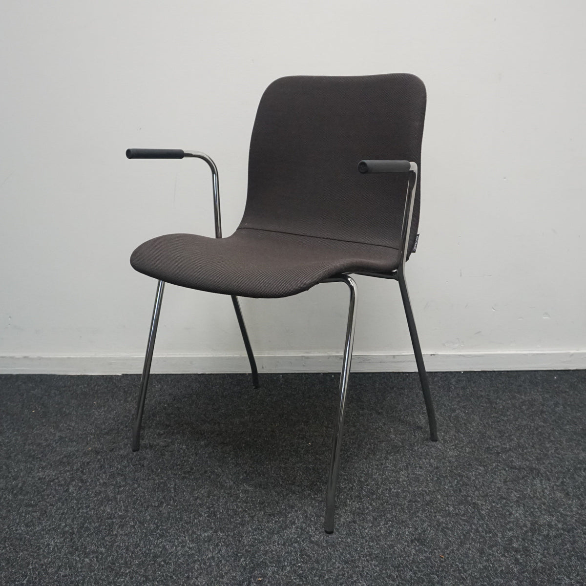 Offecct Cornflake Vergaderstoel | Bruin