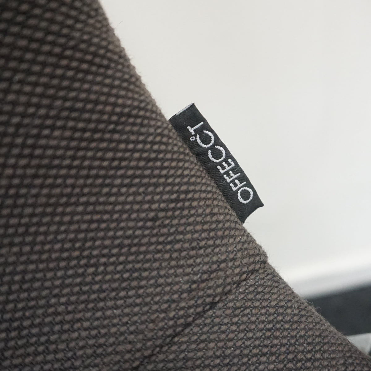 Offecct Cornflake Vergaderstoel | Bruin
