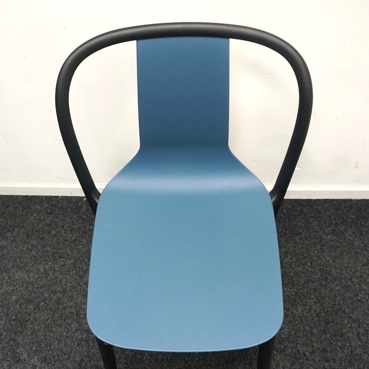 Vitra Eames Belleville Design Stoel | Blauw / Zwart