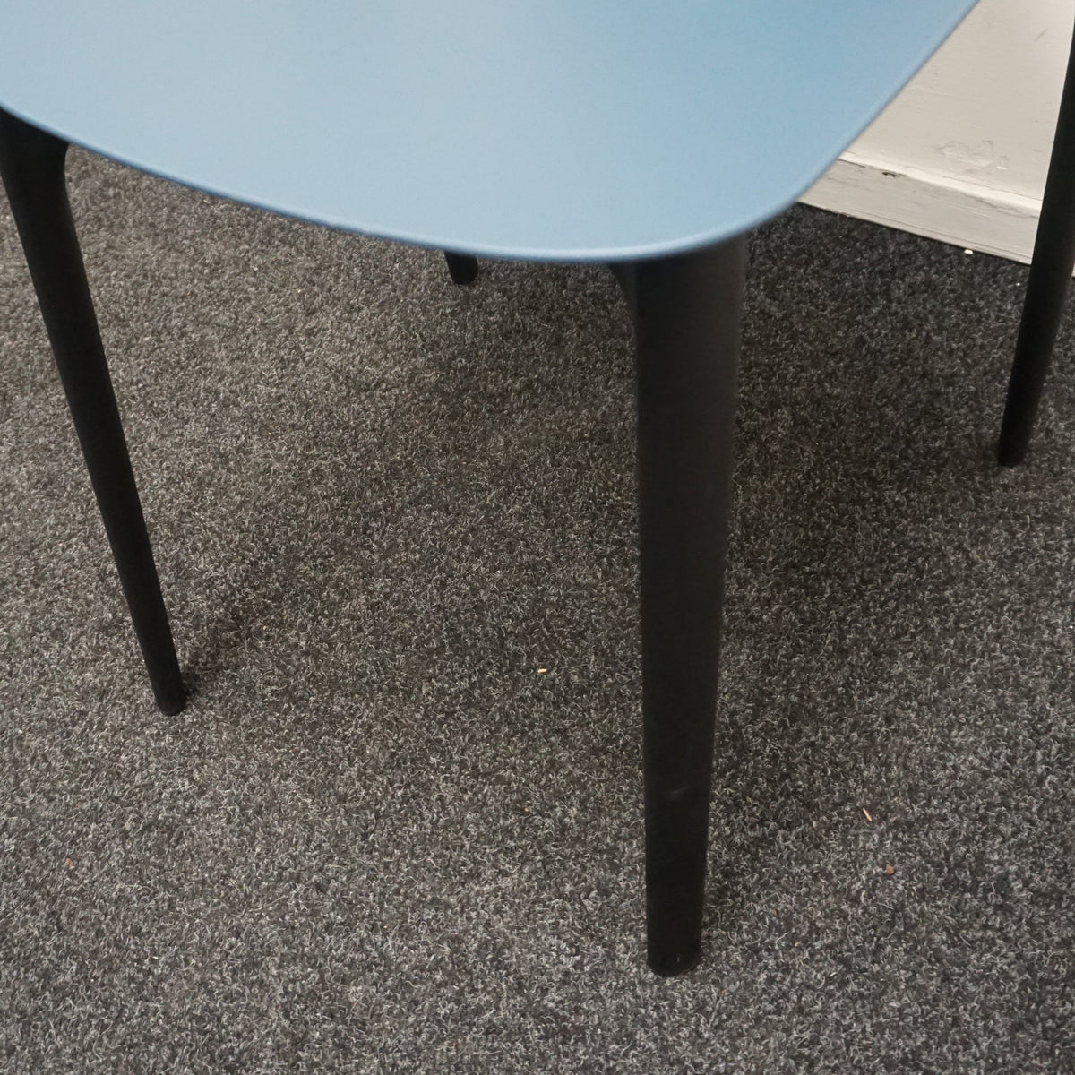 Vitra Eames Belleville Design Stoel | Blauw / Zwart