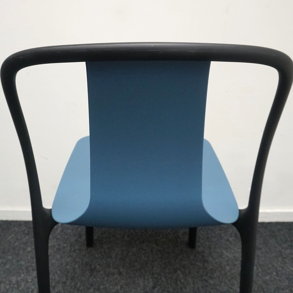 Vitra Eames Belleville Design Stoel | Blauw / Zwart