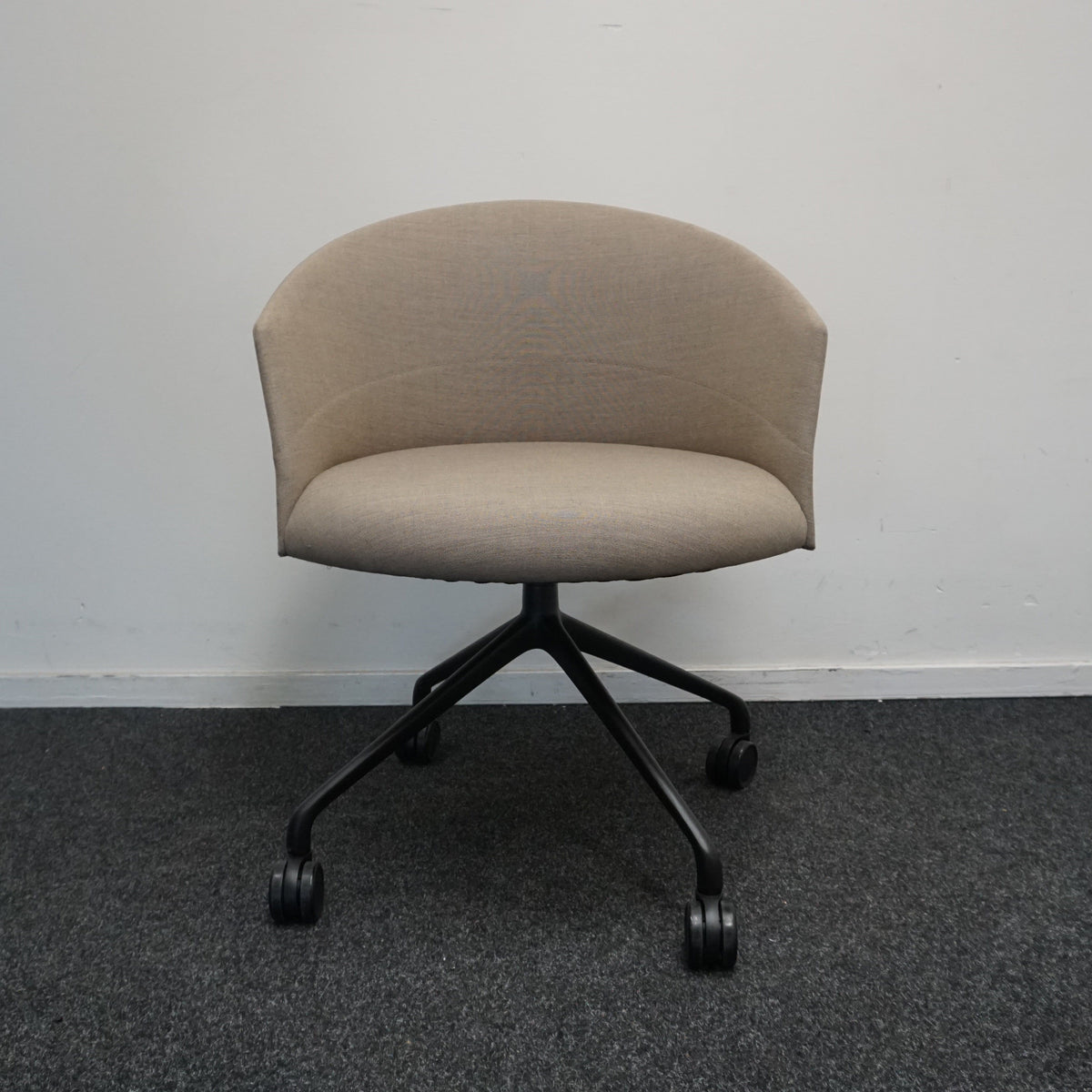 Viccarbe Copa Chair Design Stoel | Bruin | Verrijdbaar
