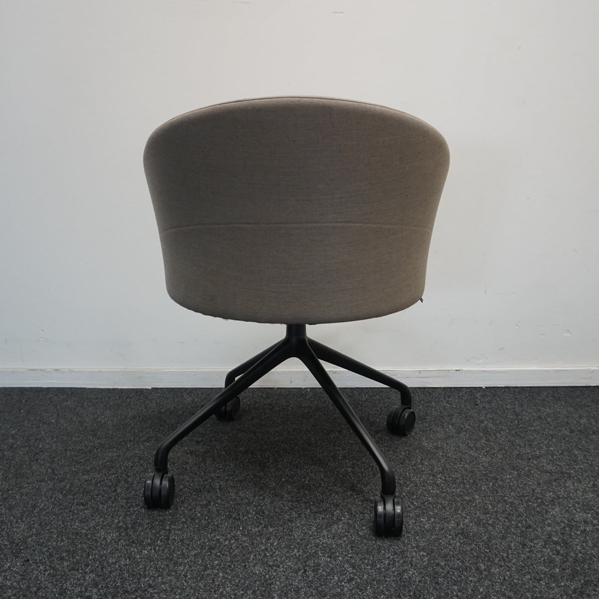 Viccarbe Copa Chair Design Stoel | Bruin | Verrijdbaar