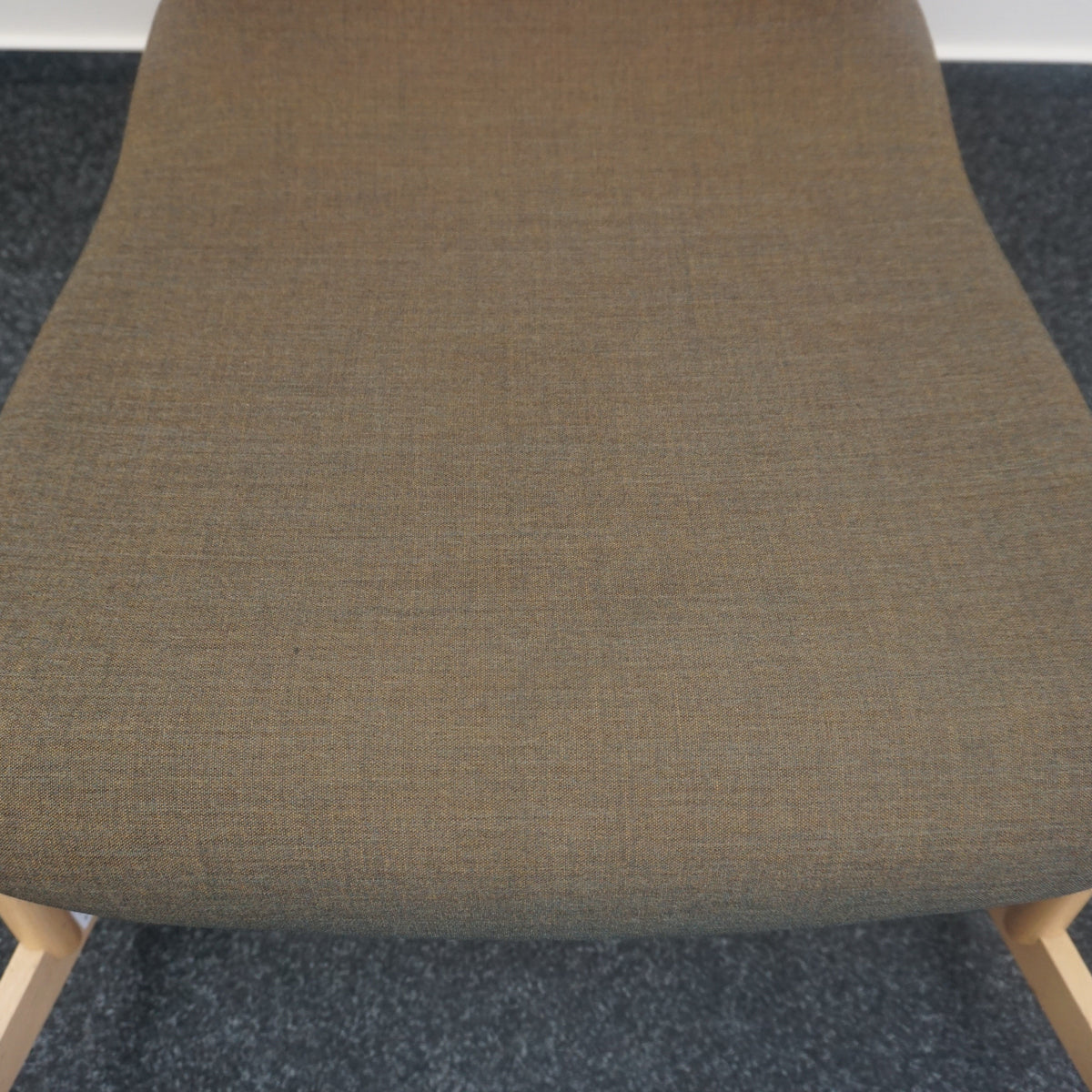 Moroso Klara Schommelstoel | Design Fauteuil | Roze / Bruin
