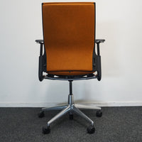 Ahrend 2020 Extra Verta Bureaustoel | Oranje / Zwart