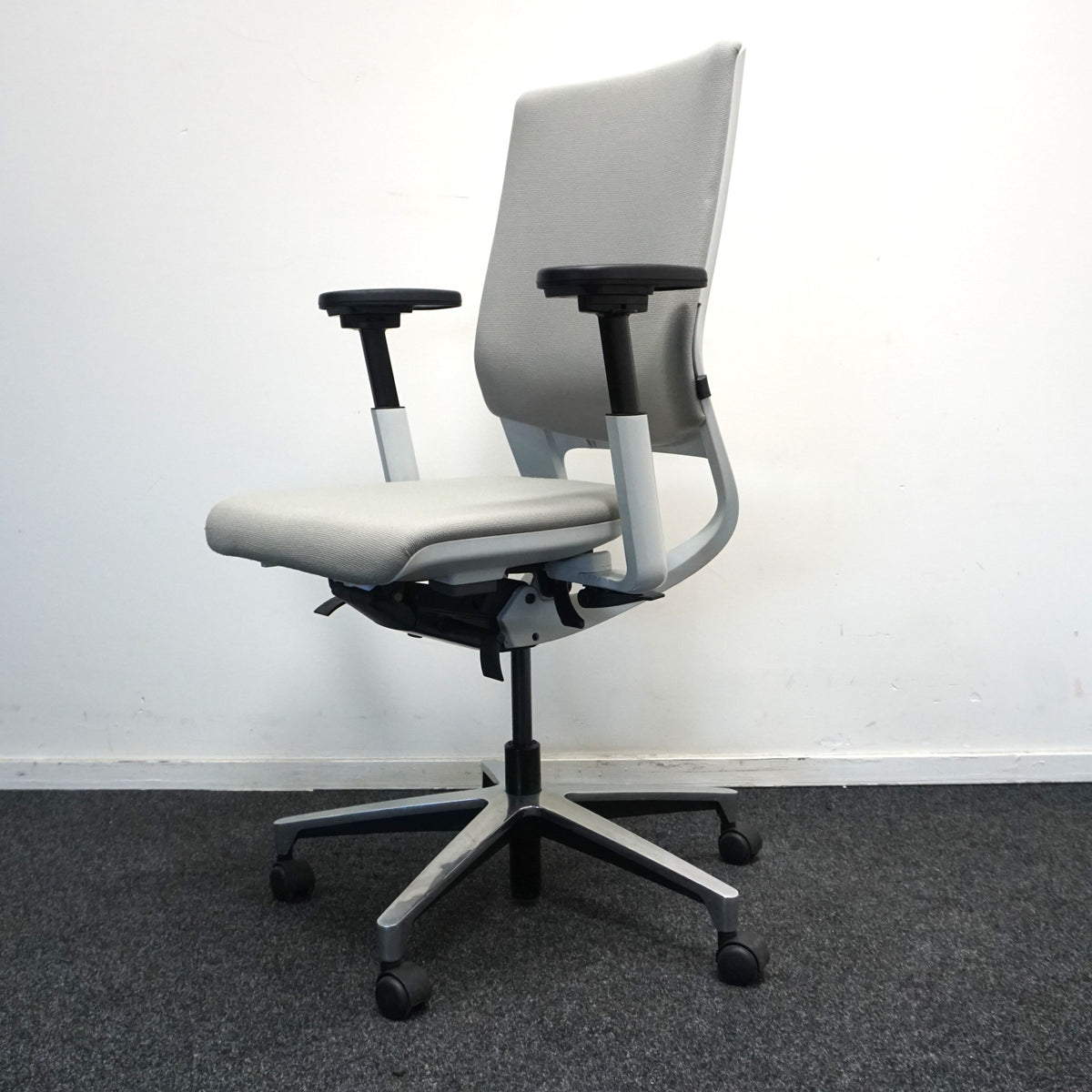 Klöber Mera 98 Bureaustoel | Grijs
