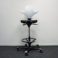 HAG Capisco Puls 8020 Bureaustoel | Zadelzit | Lichtgrijs