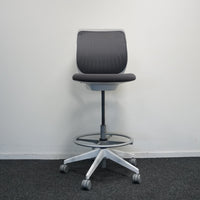 Steelcase Cobi Chair | Baliestoel | Grijs | Wit