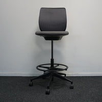 Steelcase Cobi Chair | Baliestoel | Donkergrijs | Zwart