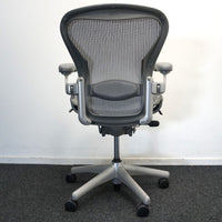 Herman Miller Aeron type B  Bureaustoel | Ergonomisch | Titanium