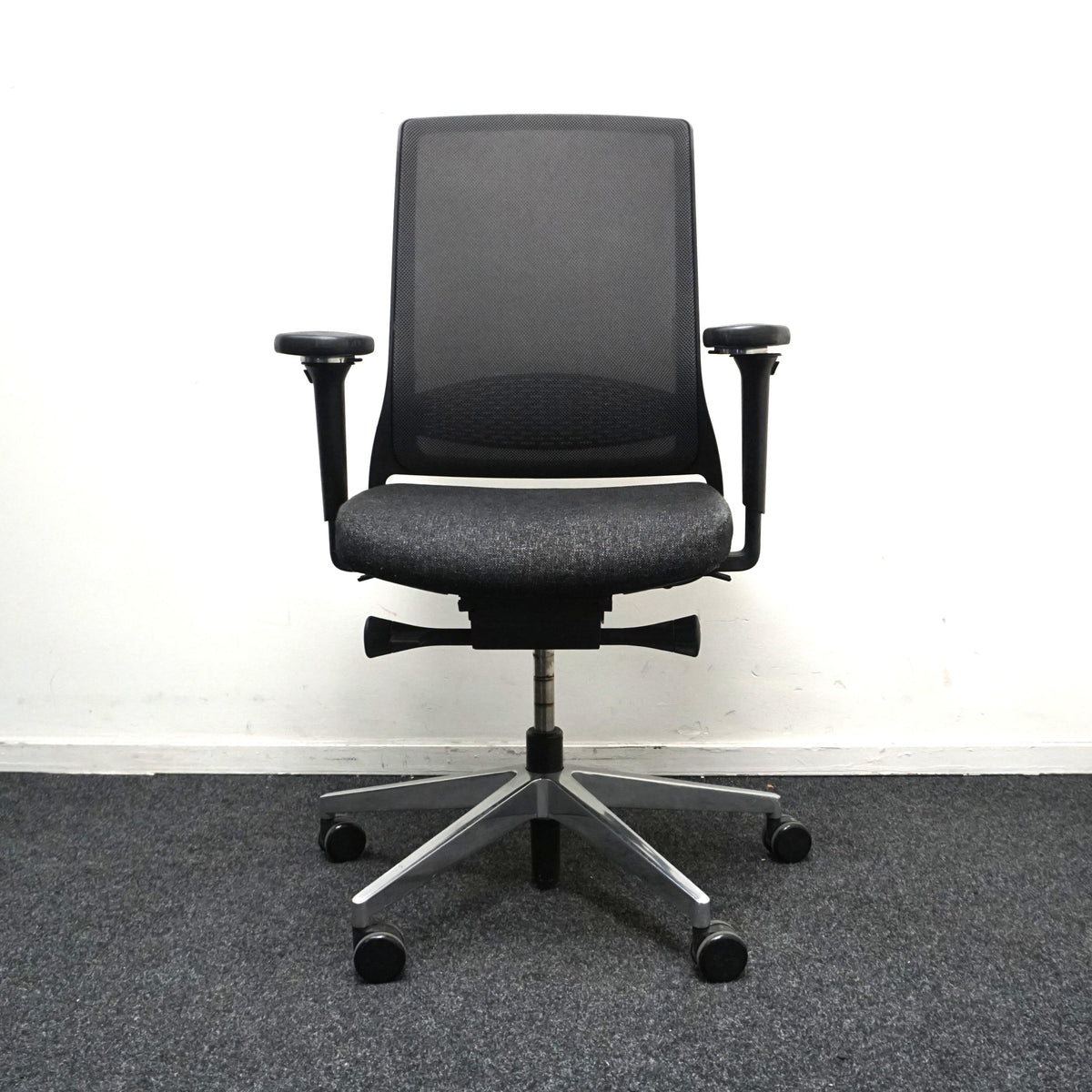 Gispen Zinn Bureaustoel | Ergonomisch | Donkergrijs / Chroom
