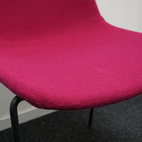 Crassevig Pola Light R/4L Design Stoel | Fuchsia | Stof