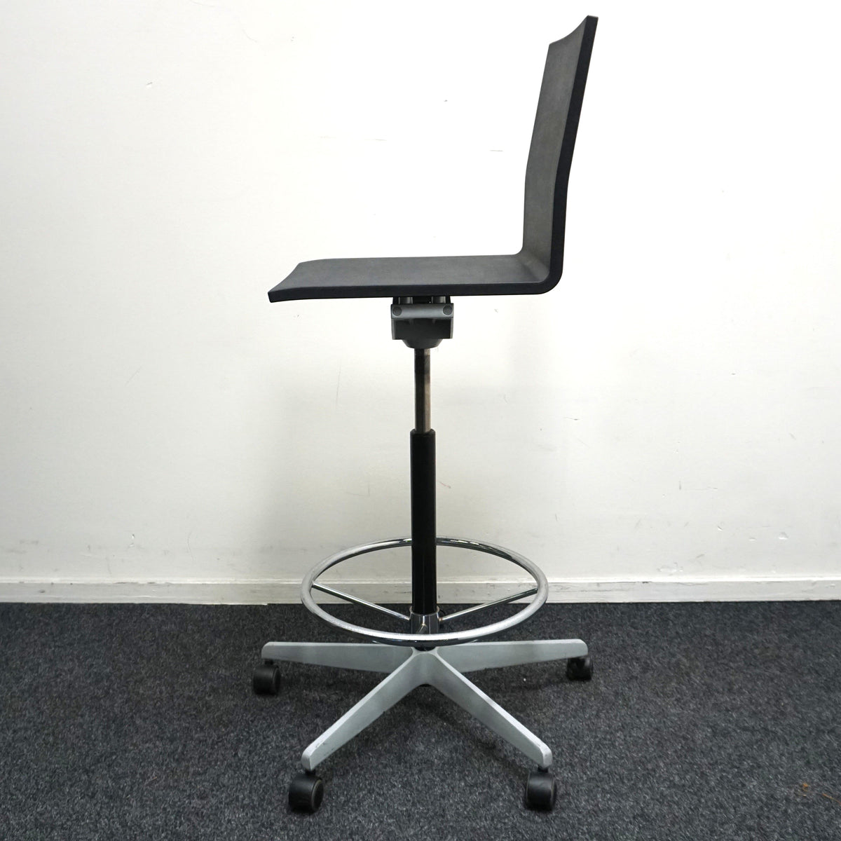 Vitra .04 Baliestoel | Zwart | Bureaustoel