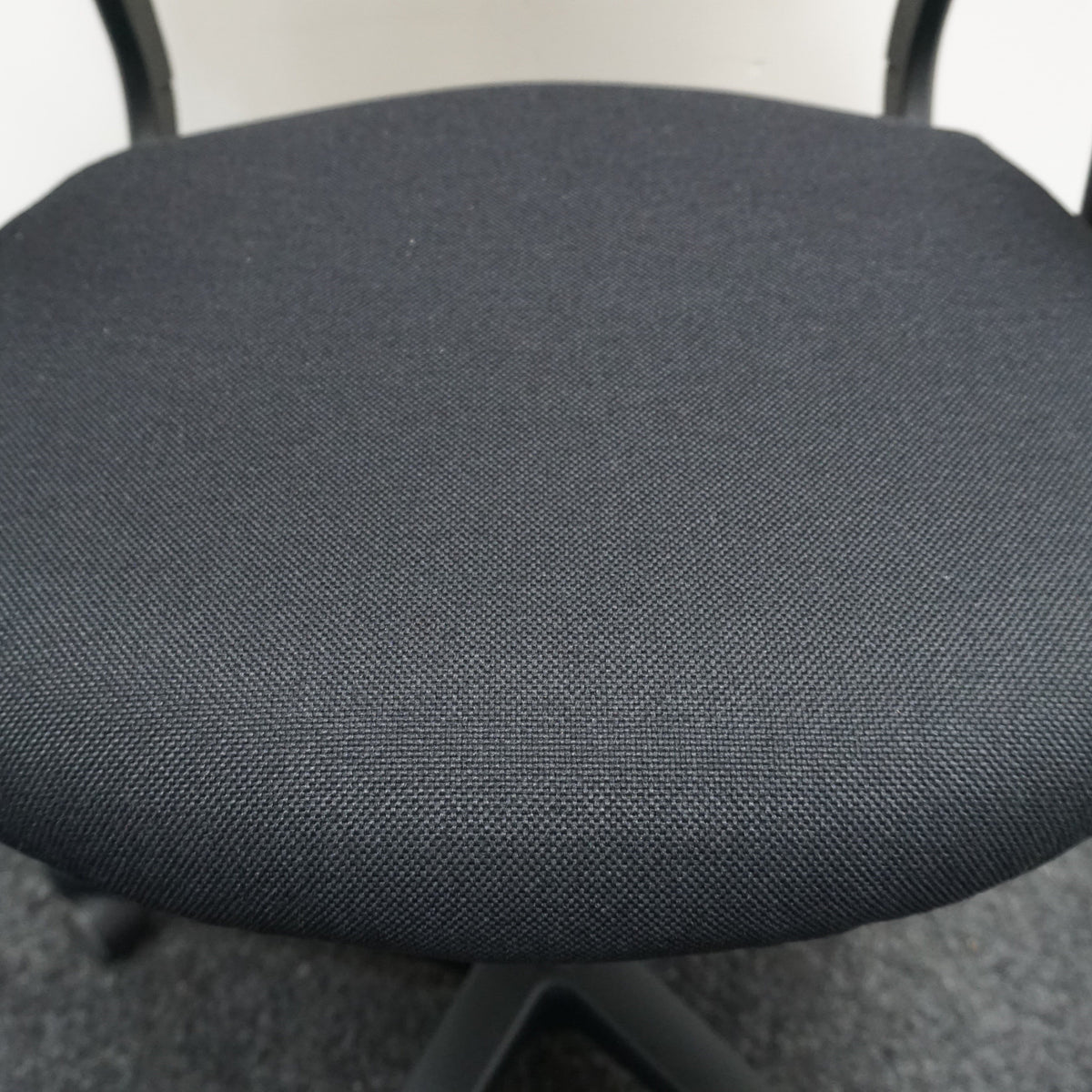 Ahrend 220 Bureaustoel | Nieuw Gestoffeerd | Zwart | 3D Pads