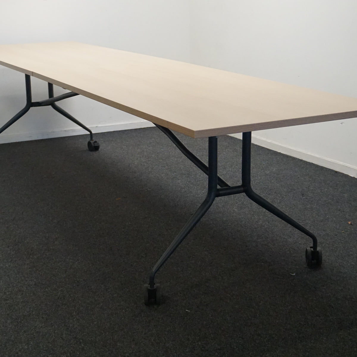 Mara Klaptafel Verrijdbaar | 320 x 80 cm | Midden eiken blad
