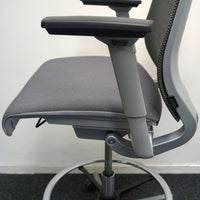 Steelcase Think V2 Baliestoel / Bureaustoel | Ergonomisch | Grijs