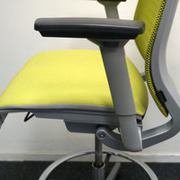 Steelcase Think V2 Baliestoel / Bureaustoel | Ergonomisch | Limegroen