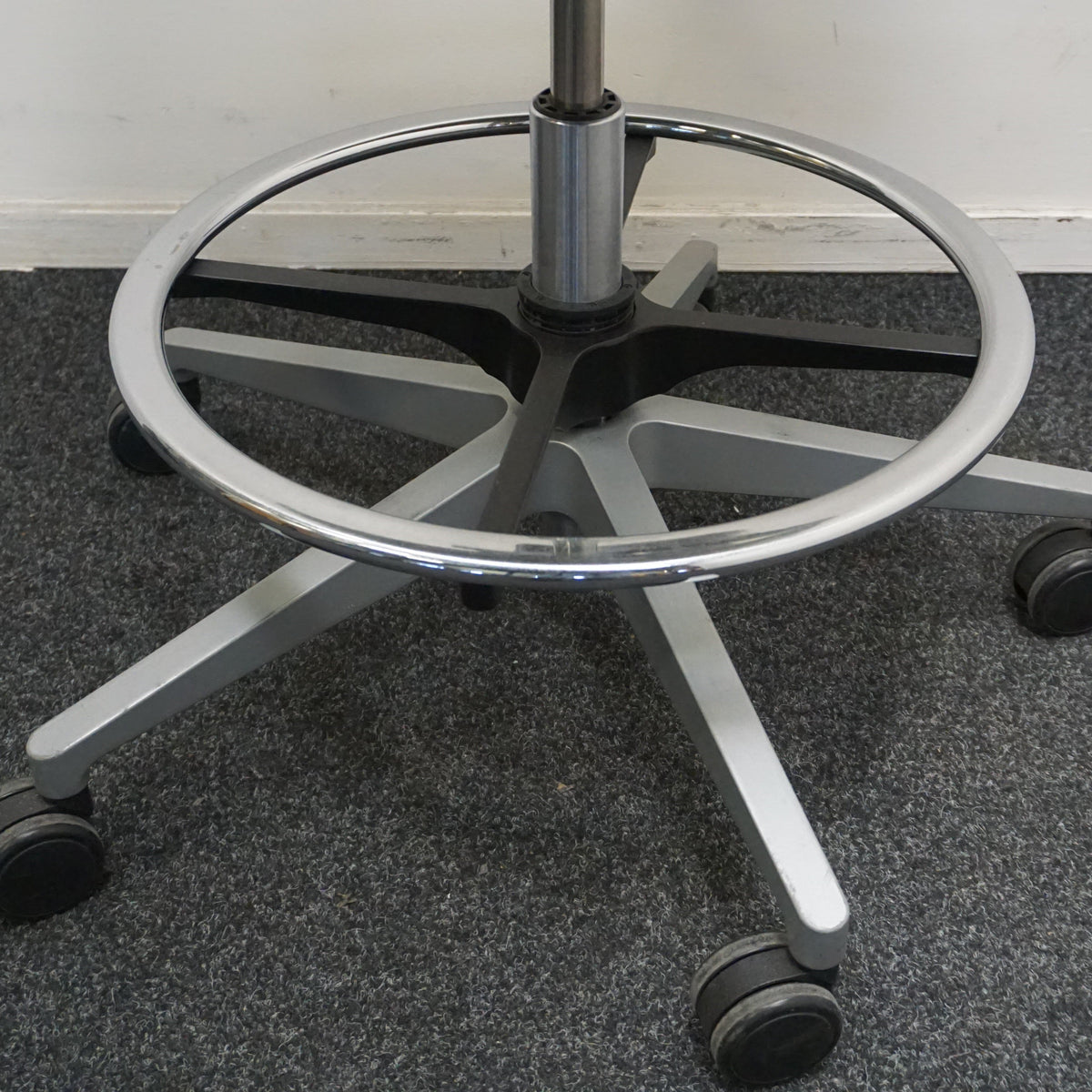 Steelcase Think V2 Baliestoel / Bureaustoel | Ergonomisch | Limegroen