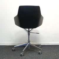 Arper Aston Design Stoel | Verrijdbaar | Zwart Leer