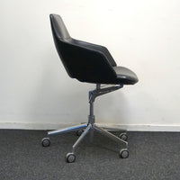Arper Aston Design Stoel | Verrijdbaar | Zwart Leer