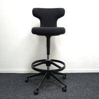 Vitra Pivot High Stool Baliestoel | Zwart