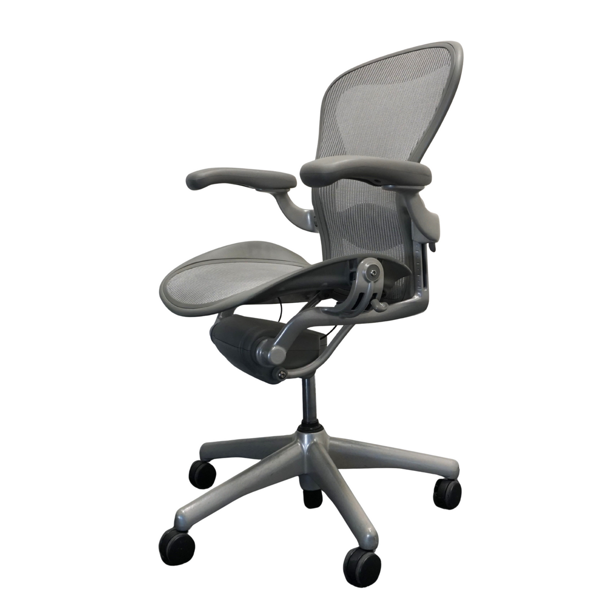 Herman Miller Aeron type B  Bureaustoel | Ergonomisch | Titanium